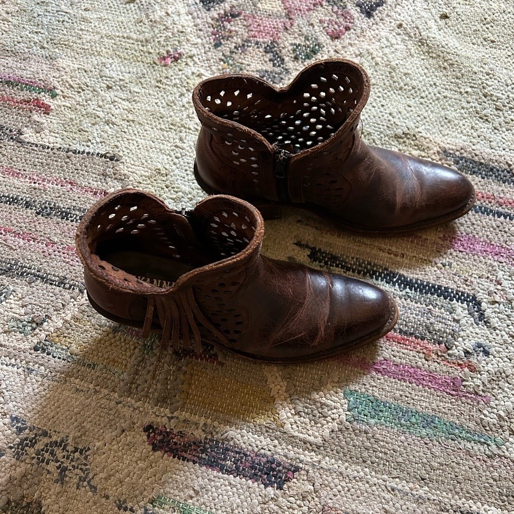 Shyanne Booties, Size 7M, Womens